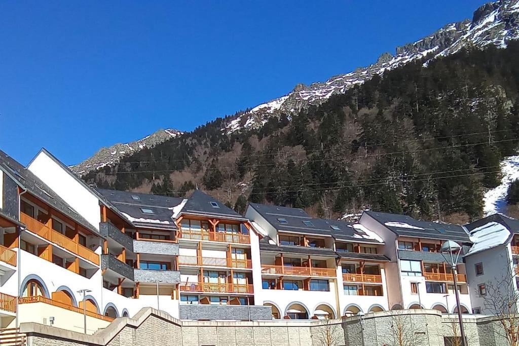 Appartement Chaleureux En Coeur De Station Ларунс Екстериор снимка